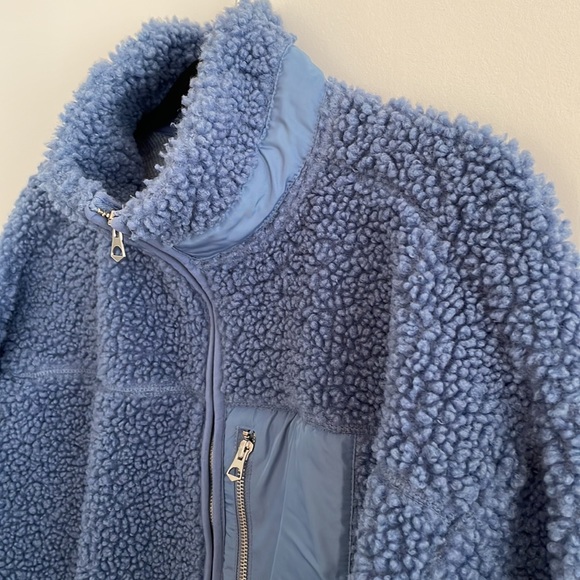 H&M Sherpa fleece jacket - Picture 2 of 2